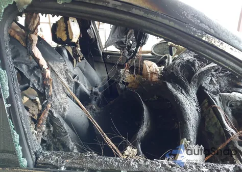 2024 Porsche Macan T из США, поврежденный, VIN WP1AA2A58RLB15169